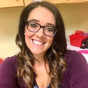 Meet your Posher, Nicole